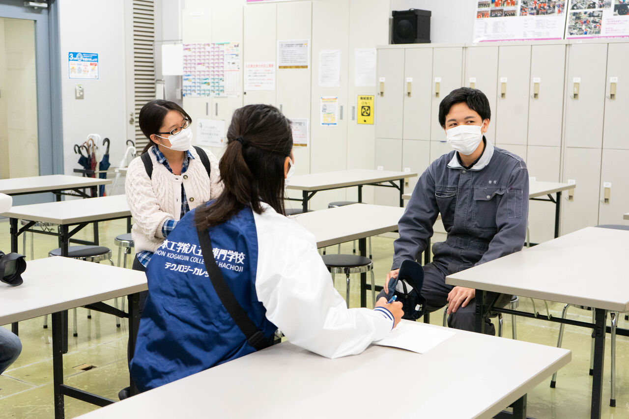 Carトップ取材 自動車整備科 一級自動車整備科