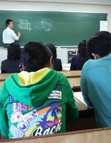 �θ��½��θ���