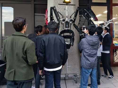 ������ȥ˥�����