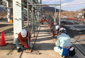 【蒲八合同・建築】仮設足場
