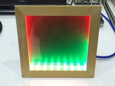インフィニティミラー　天板のみ インフィニティミラー】奥行きあるテーブル／自作事例｜鏡の販売.com