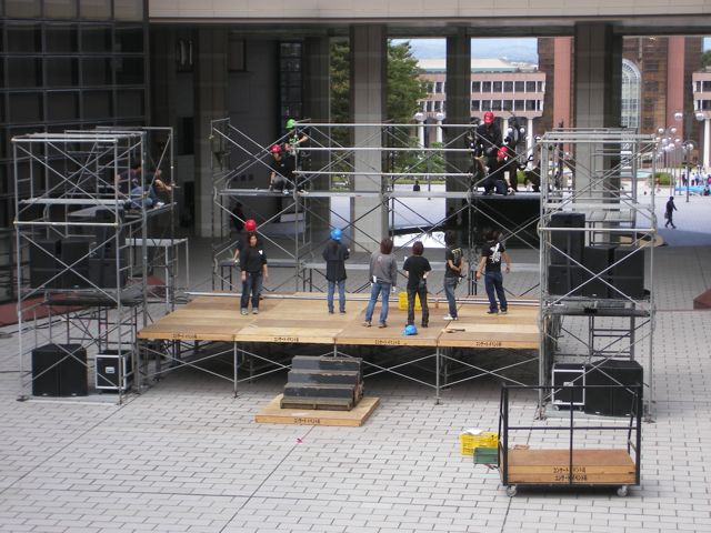 紅華祭 文化祭 準備中 野外ステージfall In Live 八王子校 コンサート イベント科