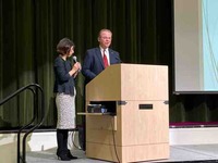 1750671B-552E-4A52-9D6E-24054F4AD3DF