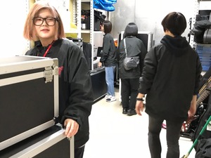 6FEEA5FB-35CC-440B-9EE5-9F923D6F82D4