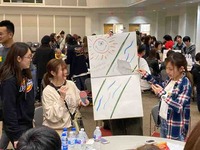 95CFC8FB-422A-4BCA-BFCF-8FF54AF7932A