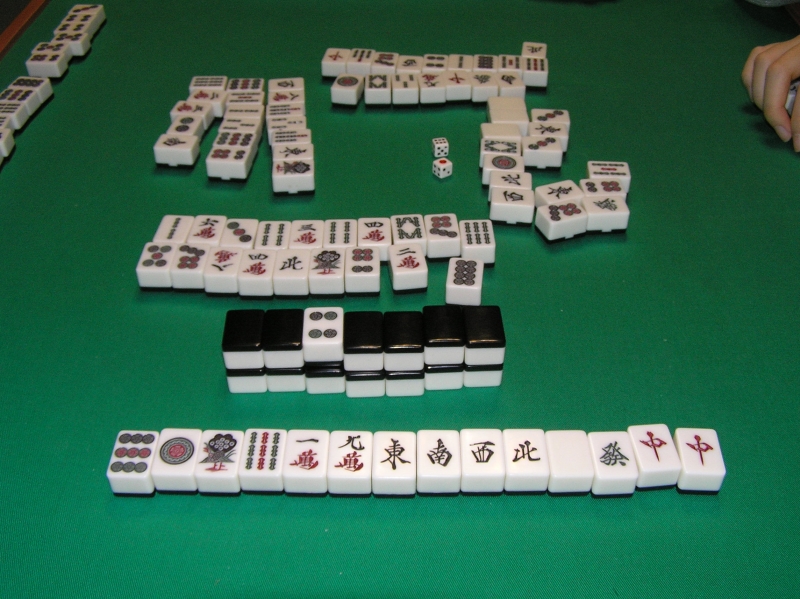 お正月は室内ゲームで家族交流を 建築学科blog