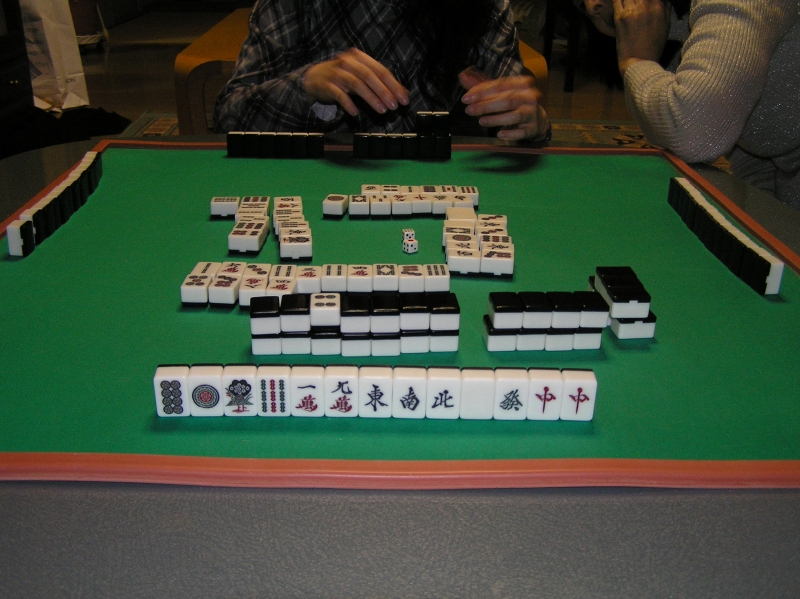 お正月は室内ゲームで家族交流を 建築学科blog