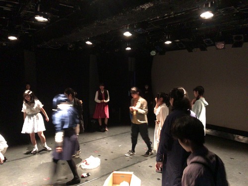 8710E8FF-69A6-413B-BFD4-9F4986120DB5