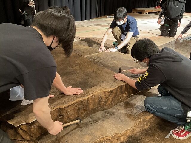 せ