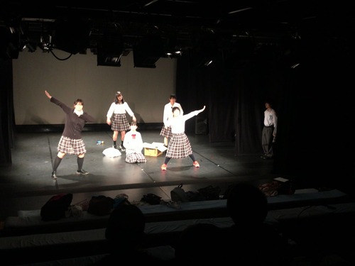 9438AEB5-C3A4-419C-B1F0-D4C7F414491C