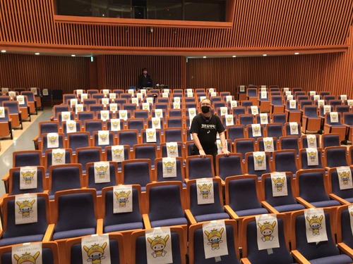 DB154E3B-4105-413B-92E7-F921263A1831