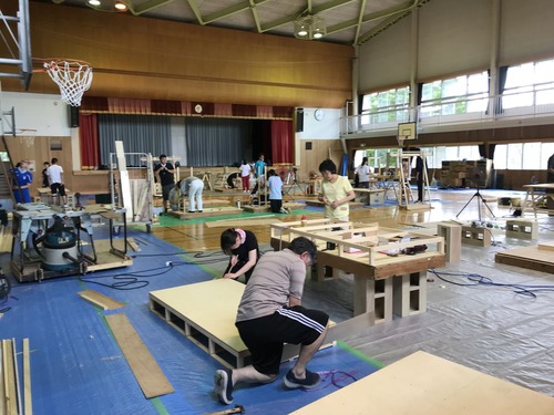 F89926E0-AEF8-4F66-B8B5-B473C3AD014E