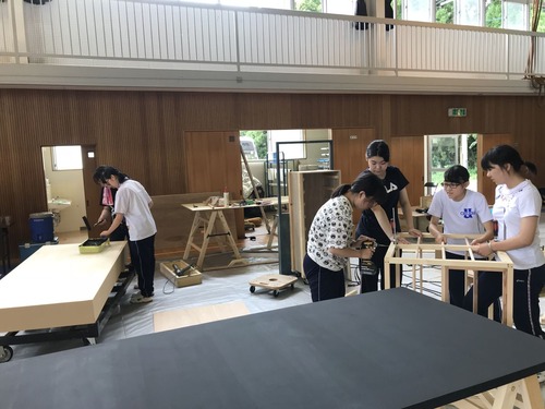 B536412D-870B-4279-BBDB-DE435684C9A3