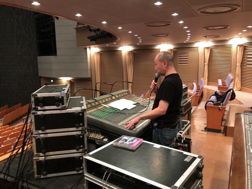 FCB3BD17-8731-4BB2-B189-8D81CAAECC0B