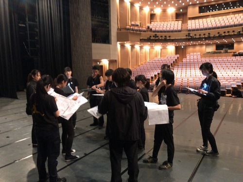 806FC584-8728-48B0-9D50-A336102F17A2