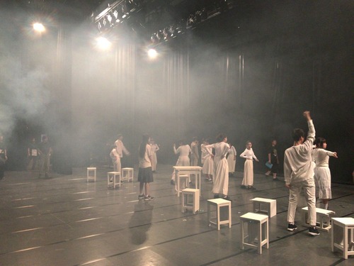 D0F2ABDD-F5AC-4B4D-93AA-79E43DCD3298