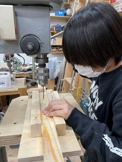 10-11