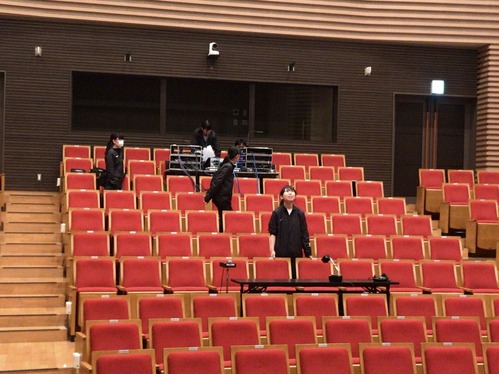 608F27CB-41A6-46C8-A054-0A67B0B2F3F5