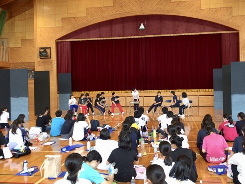 E70F5554-42AE-41BC-AB70-09F6B1582EBA