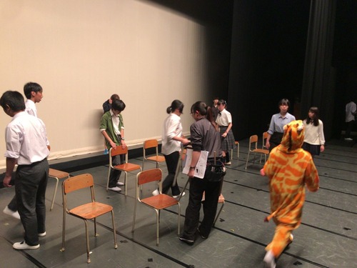 AEFECFF4-3C8E-49CD-A6FB-0BF4704E4921