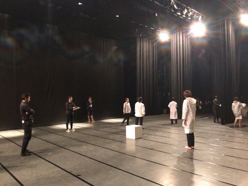 70EE4C51-1E44-4327-B6F0-4C670D064100