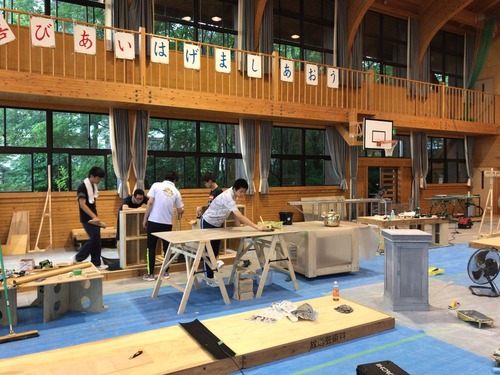 AC61EB87-EC7B-4B94-A60D-00705AD76E63