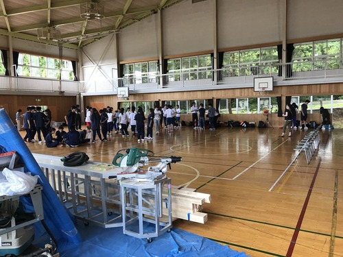 F7C44B3D-EB5D-4A5B-BF53-AF7E5928EFFD