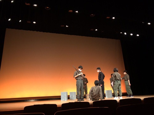 6AB4D57C-A5C1-4E7A-9BC1-B2A857D35A3B