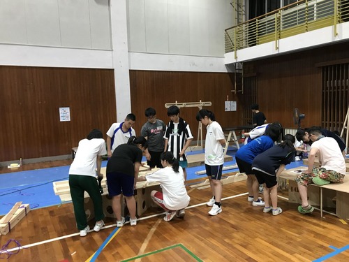 3E810D8A-A033-440B-94DA-701EE4816BCA