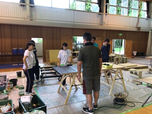 6D5551CE-0100-4C75-9865-E8C69050893D