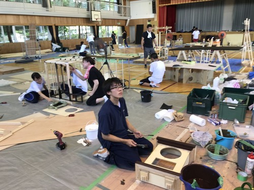 3EAD890A-CF86-4101-A5E3-15D49CF7CCAF