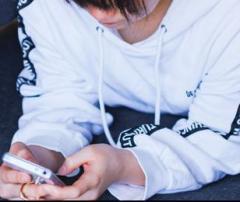 高2自殺 夜中まで主将にLINE連絡の顧問、自殺の前日は興奮状態で叱責