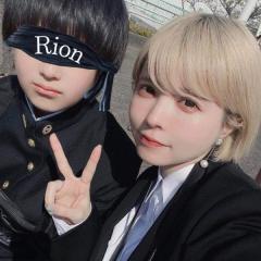 益若つばさ、中学生の息子と2ショットに賛否の声「若作りに引く」