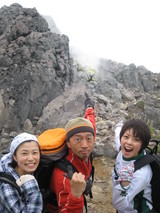 焼岳登山11頂上へアタック1
