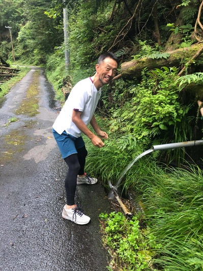 7C9B955C-4D55-46F8-BB21-ED3A6635897C