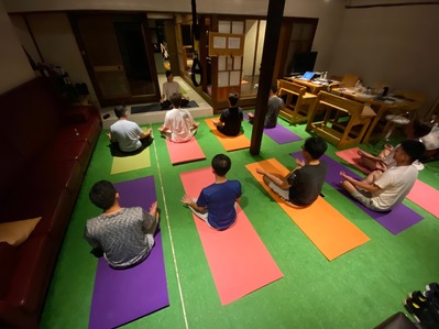 2F9BF980-51C0-464A-A773-22CAB8578885