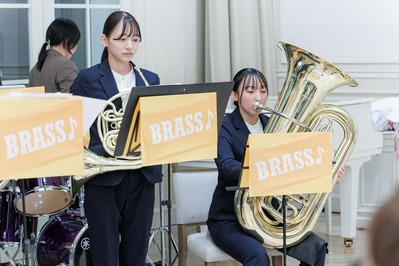 1203�饸�� (98)