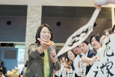 �ץ��ʡ��ܣ� (70)