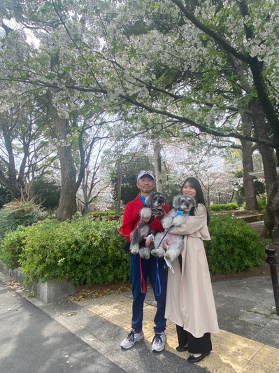 DE744C7A-EF27-4D47-B2BA-E849A2BAD1F2