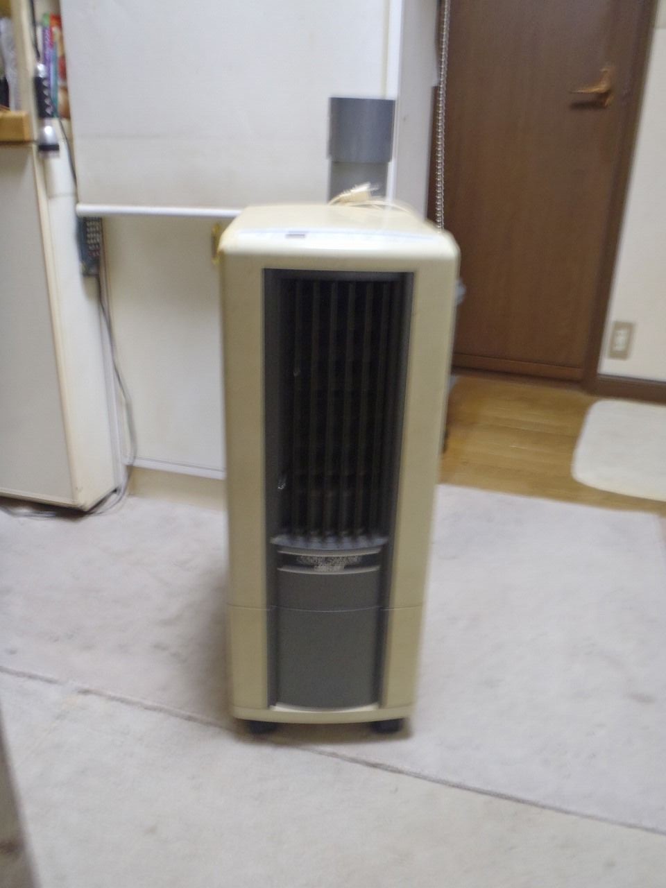 お譲りする方決定】窓用エアコン 家電 季節、空調家電