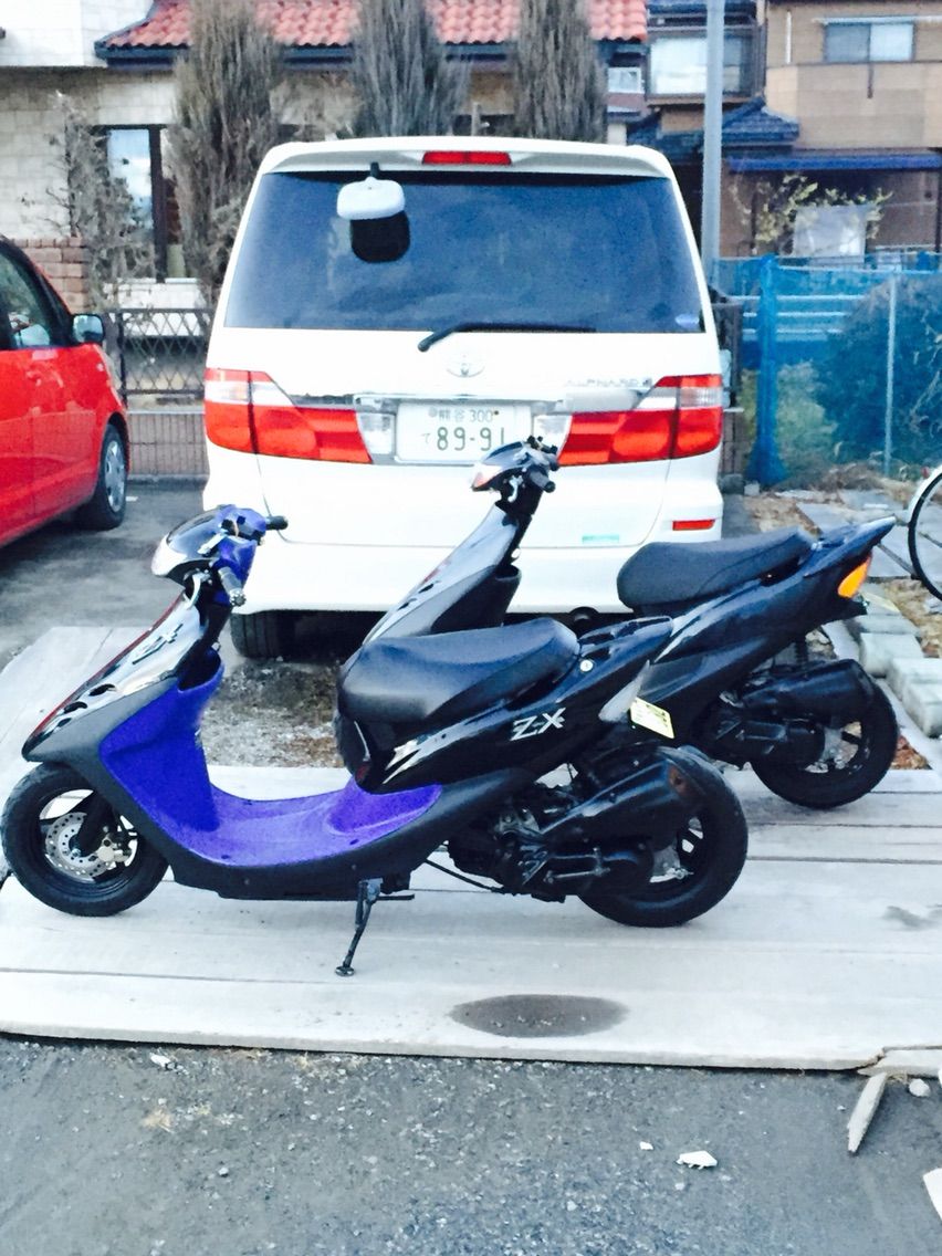 ライブディオ 自作スマートフォンホルダー作り方 自作ナンバーステー 泥除け取り付け カプチーノの香り Bk