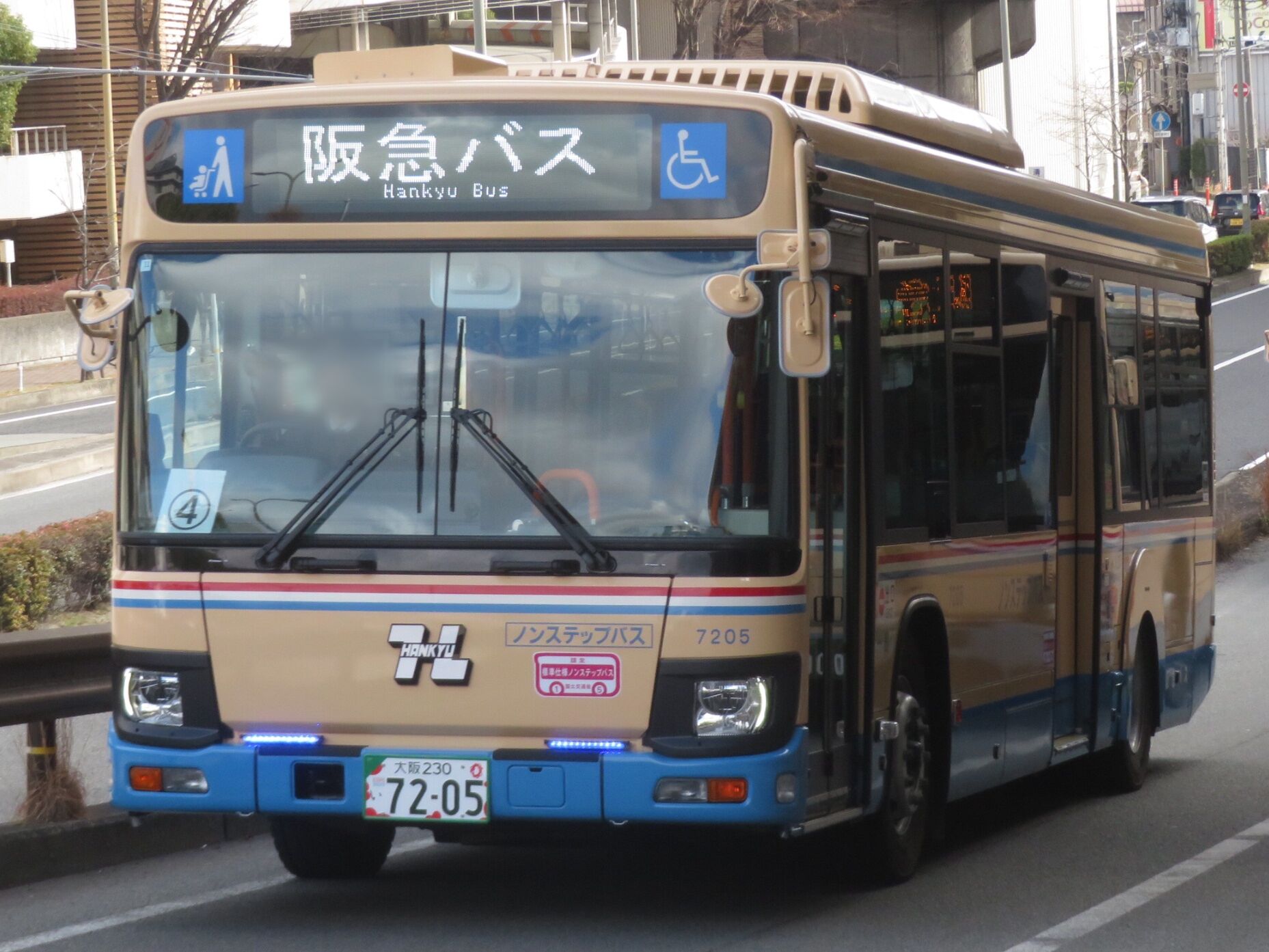 荒神リンダマン　バス 2025.10.9 山陽バス 5545A［12 名谷駅］ ISUZU ERGA 2015年式 QKG