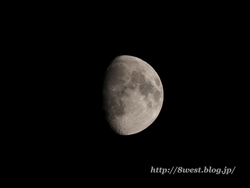月齢10.88
