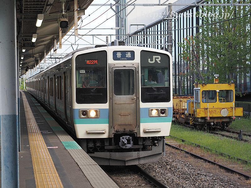 211系