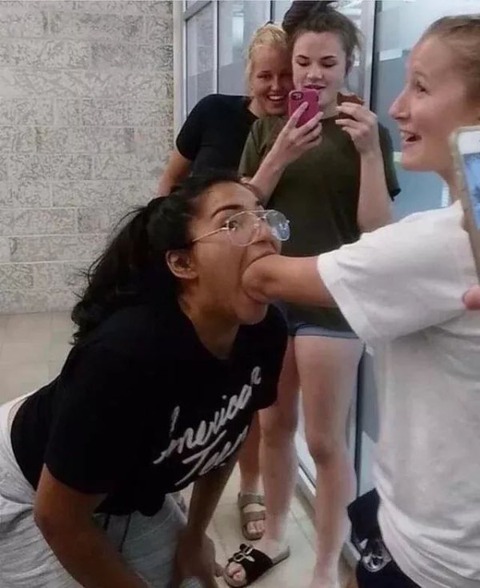 1570044808_b21aqfi474