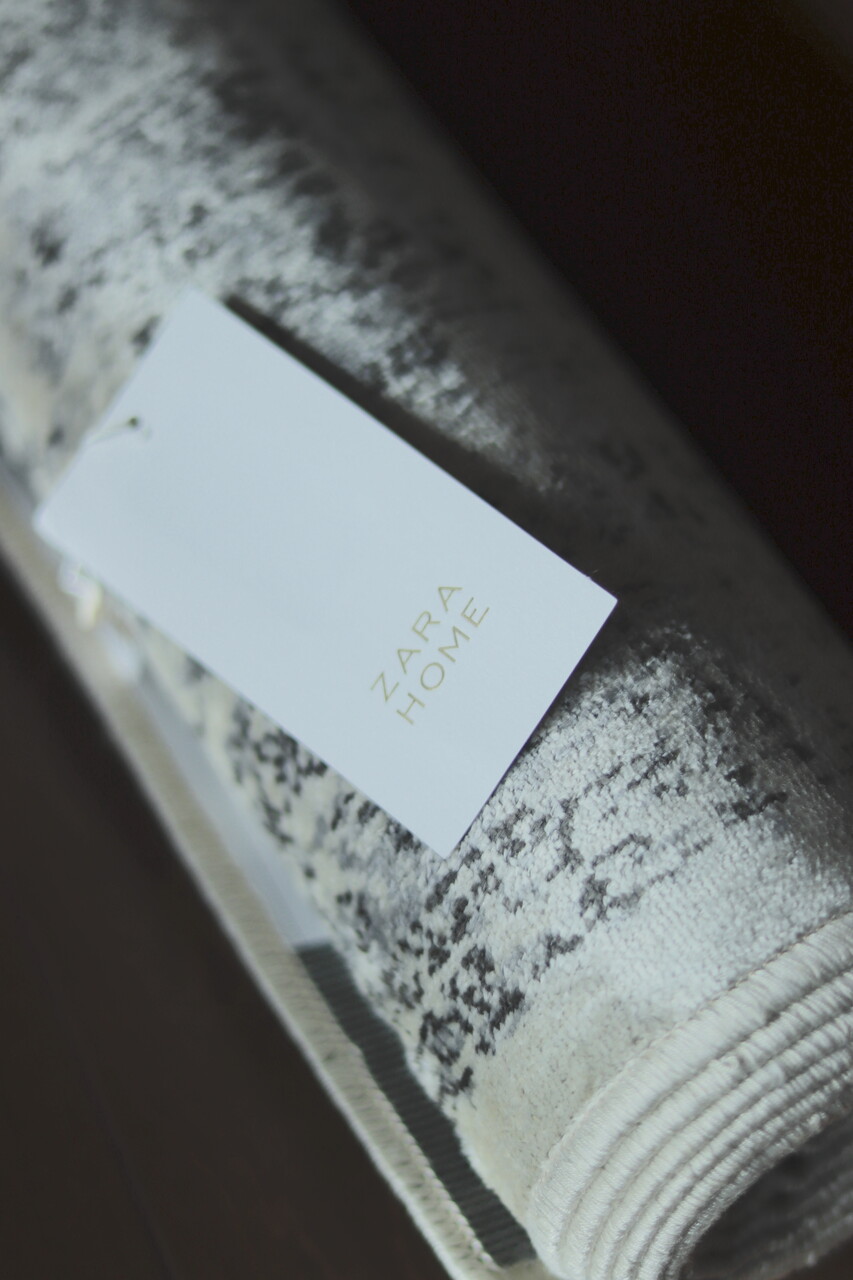 zara ヴィンテージスタイルラグ　ザラホーム ヴィンテージ風ラグ | Zara Home 日本/Japan