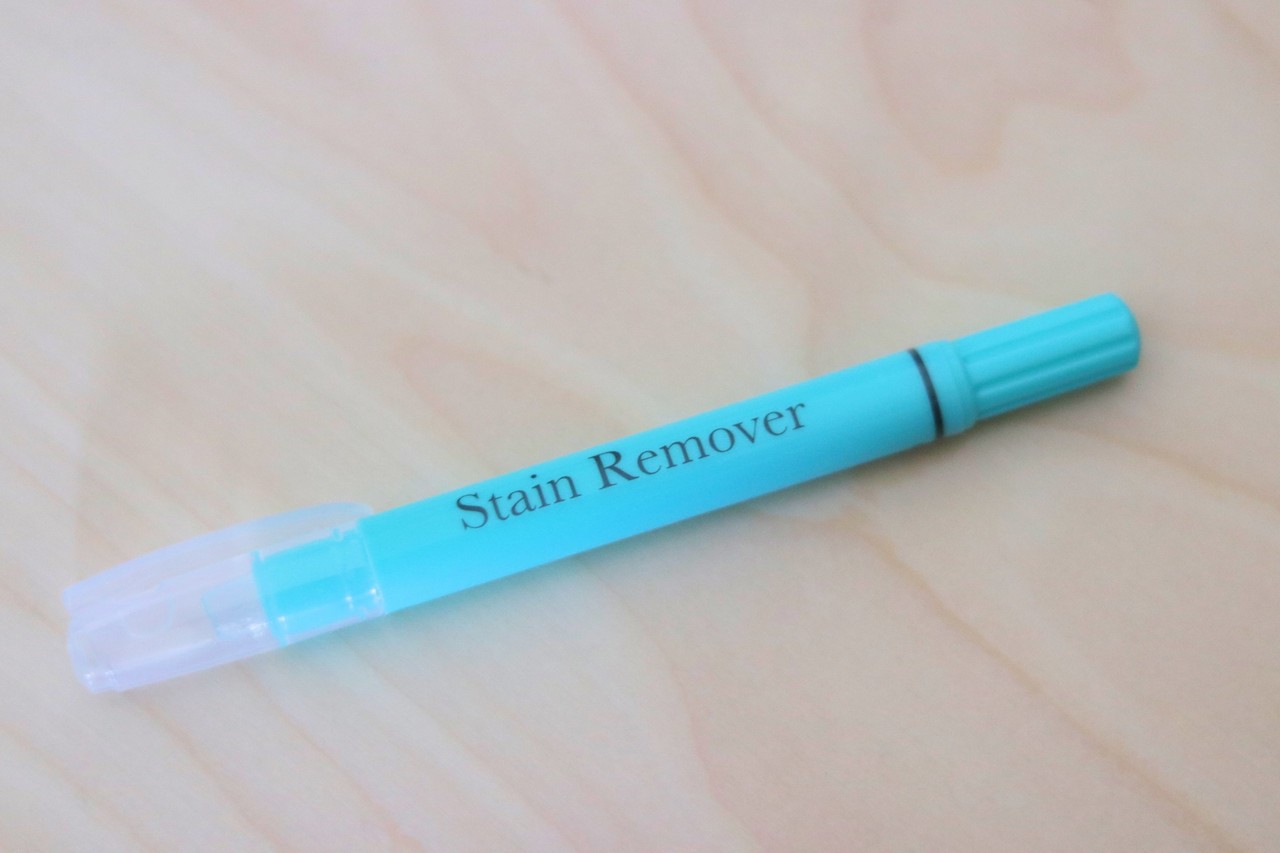 ダイソーのシミ取りが画期的 持ち歩きにも便利です ドウダンツツジで和室をおめかし 艸 With Lattice Powered By ライブドアブログ