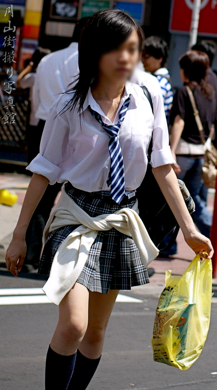 JK 巨乳 街撮り 暇だから巨乳JK画像うpする : オワ充d(@∀@)b領域