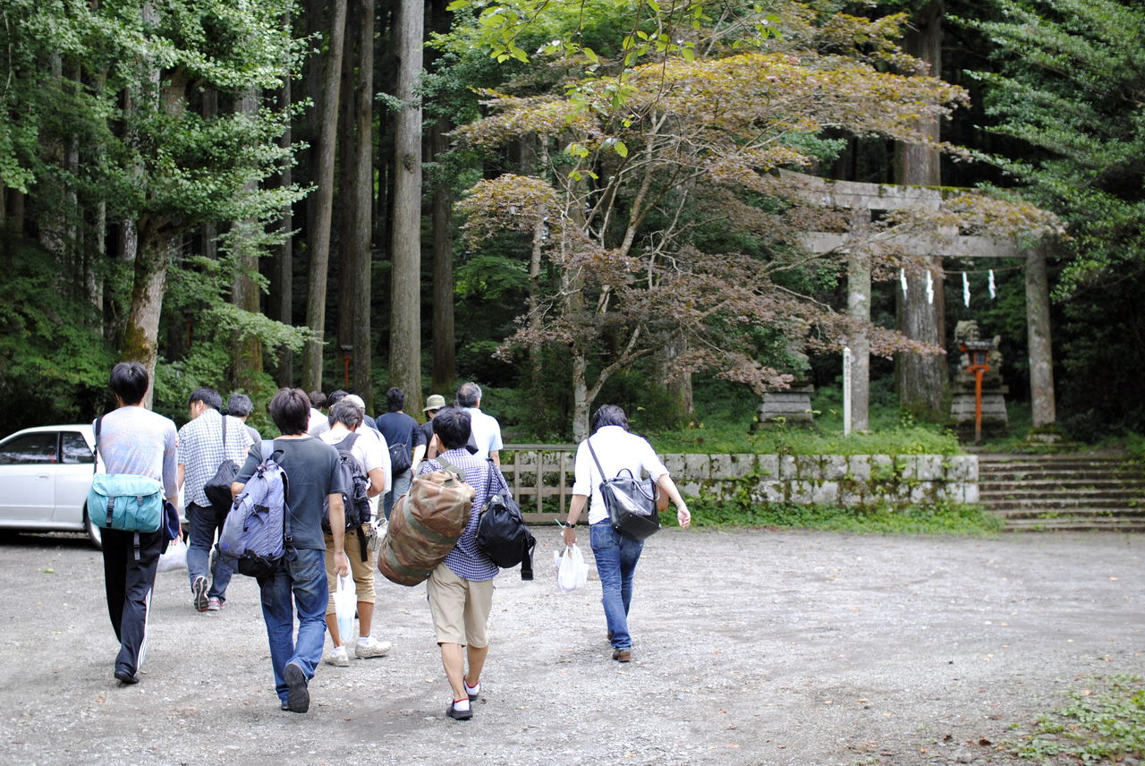 レイプゾンビ 現場写真展 其の二 神社 日中 友松直之のブログ レイプゾンビ 現場写真展 其の二 神社 日中 友松直之のブログ