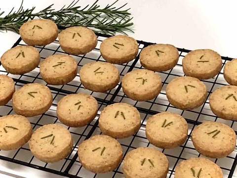 開業に向けて ゆっくり準備 ロゴマークデザイン と ローズマリーの塩クッキー Na Bake日記